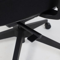 Кресло AksHome FENIX (Феникс) черная сетка + ткань/черный полиамид купить в Минске