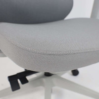 Кресло AksHome FENIX (Феникс) серая сетка + ткань/серый полиамид купить в Минске Кресло AksHome FENIX (Феникс) серая сетка + ткань/серый полиамид купить в Минске