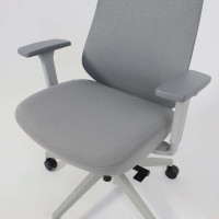 Кресло AksHome FENIX (Феникс) серая сетка + ткань/серый полиамид купить в Минске Кресло AksHome FENIX (Феникс) серая сетка + ткань/серый полиамид купить в Минске