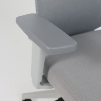 Кресло AksHome FENIX (Феникс) серая сетка + ткань/серый полиамид купить в Минске Кресло AksHome FENIX (Феникс) серая сетка + ткань/серый полиамид купить в Минске