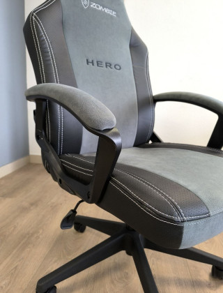 Кресло Бюрократ Zombie Hero купить в Минске