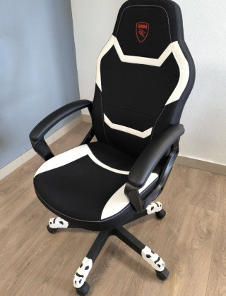 Кресло Бюрократ Zombie 10 (Зомби 10) купить в Минске