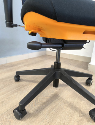 Креслo ERGOSTYLE Elevate ELMF01 купить в Минске