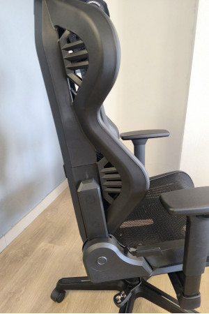 Живые фото Кресло DXRacer AIR/D7100/N черный