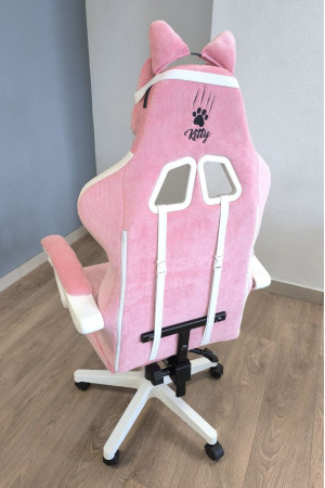Живые фото Кресло Бюрократ Knight Kitty W розовый