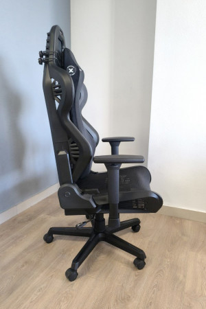 Живые фото Кресло DXRacer AIR/D7100/N черный (уценка)