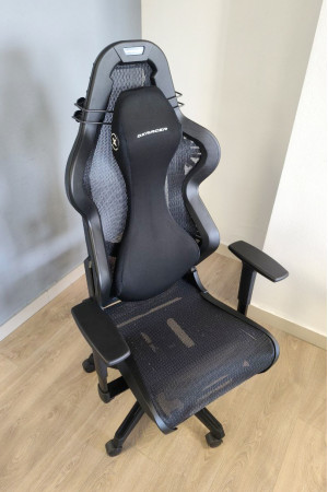 Живые фото Кресло DXRacer AIR/D7100/N черный (уценка)