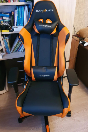 Живые фото Кресло DXRacer OH/RE0/NO