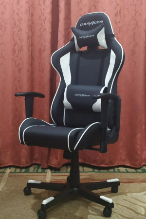 Живые фото Кресло DXRacer OH/KS06/NW