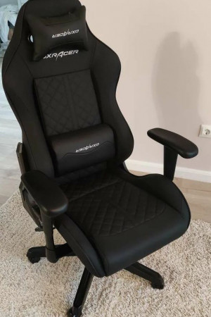 Живые фото Кресло DXRacer OH/DH73/N