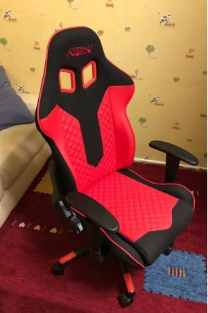 Живые фото Кресло DXRacer EC/OK01/NR