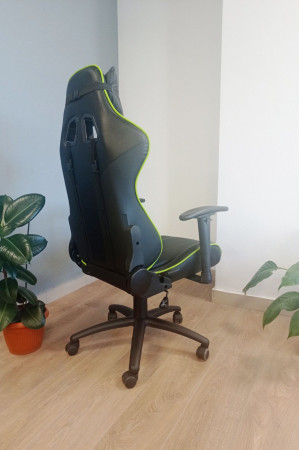 Живые фото Кресло AksHome IRON (Айрон) салатовый/черный