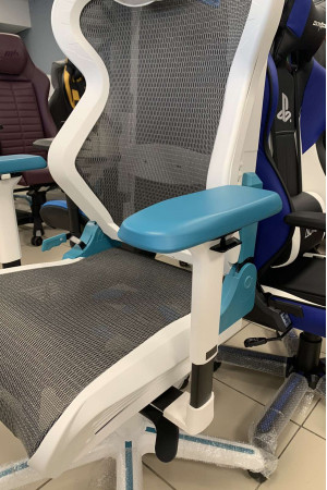 Живые фото Кресло DXRacer AIR/D7200/WQ.G