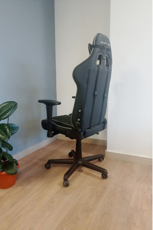 Живые фото Кресло DXRACER OH/P08/NG серый/черный