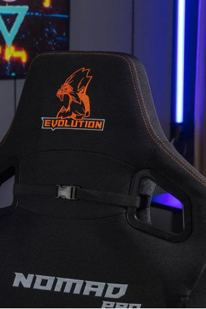 Живые фото Кресло EVOLUTION NOMAD PRO Black/Orange