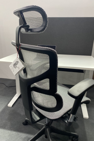 Живые фото Креслo ERGOSTYLE Sail черный, серый