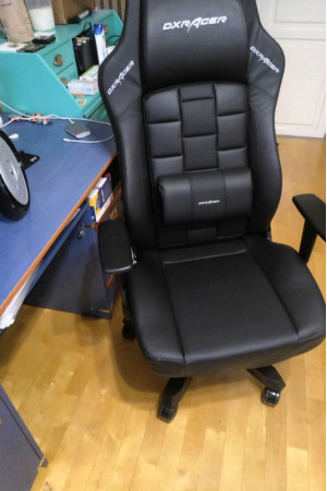 Живые фото Кресло DXRacer OH/CE120/N