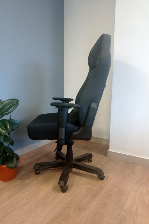 Живые фото Кресло DXRacer OH/CE120/N
