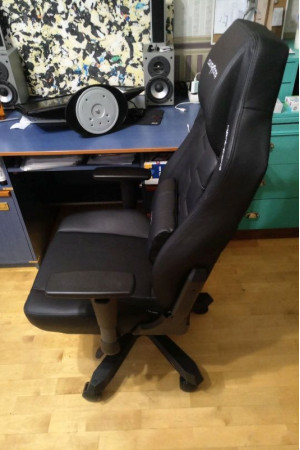 Живые фото Кресло DXRacer OH/CE120/N