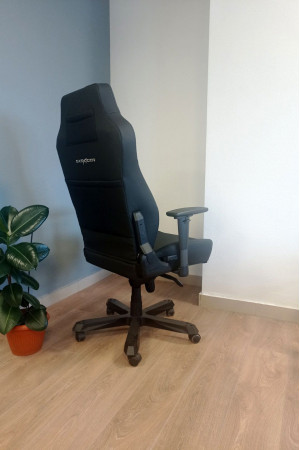 Живые фото Кресло DXRacer OH/CE120/N