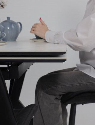 Стол раздвижной AV 2111 1200 (1800)*800 белый матовый SNOW WHITE/черный купить в Минске