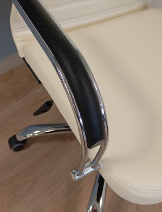 Кресло Ирис (Iris) Лайт экокожа кремовый/хром купить в Минске